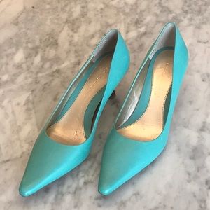 aqua Bandolino 2” pumps